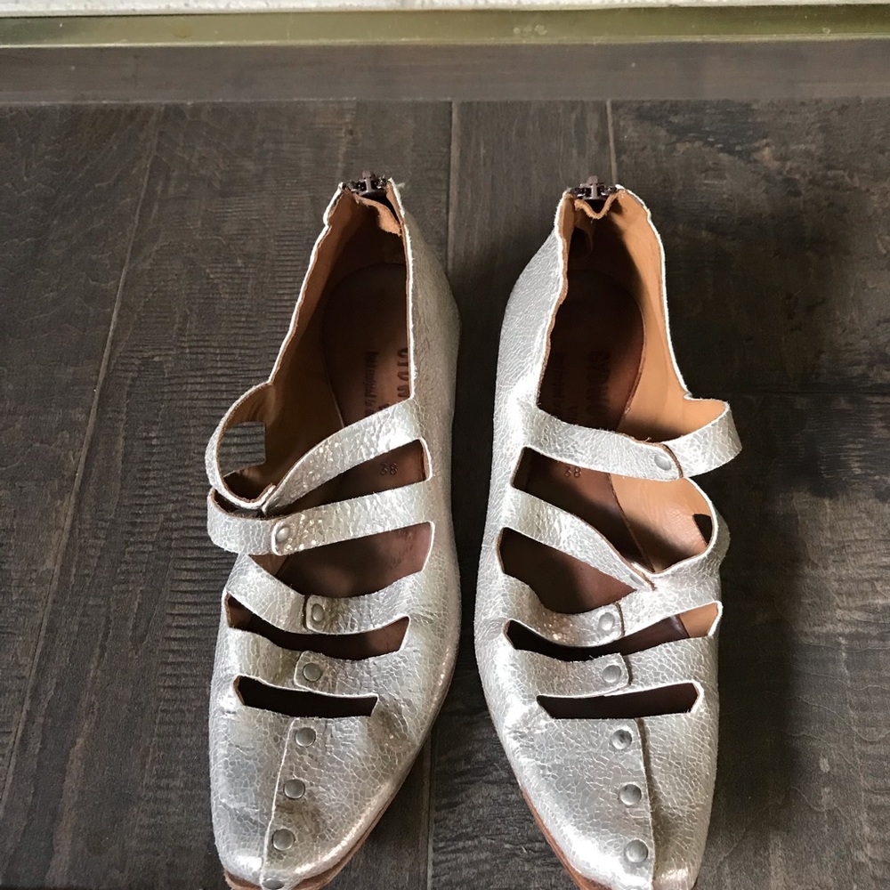Designer shoes! Cydwoq Size 38